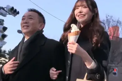  FSDSS-226 Sugar Baby Cantik Ngentot Bareng Sugar Daddy Cabul