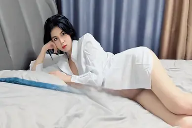 Menyelinap masuk ke kamar ipar perempuan saat malam tiba dan akhirnya